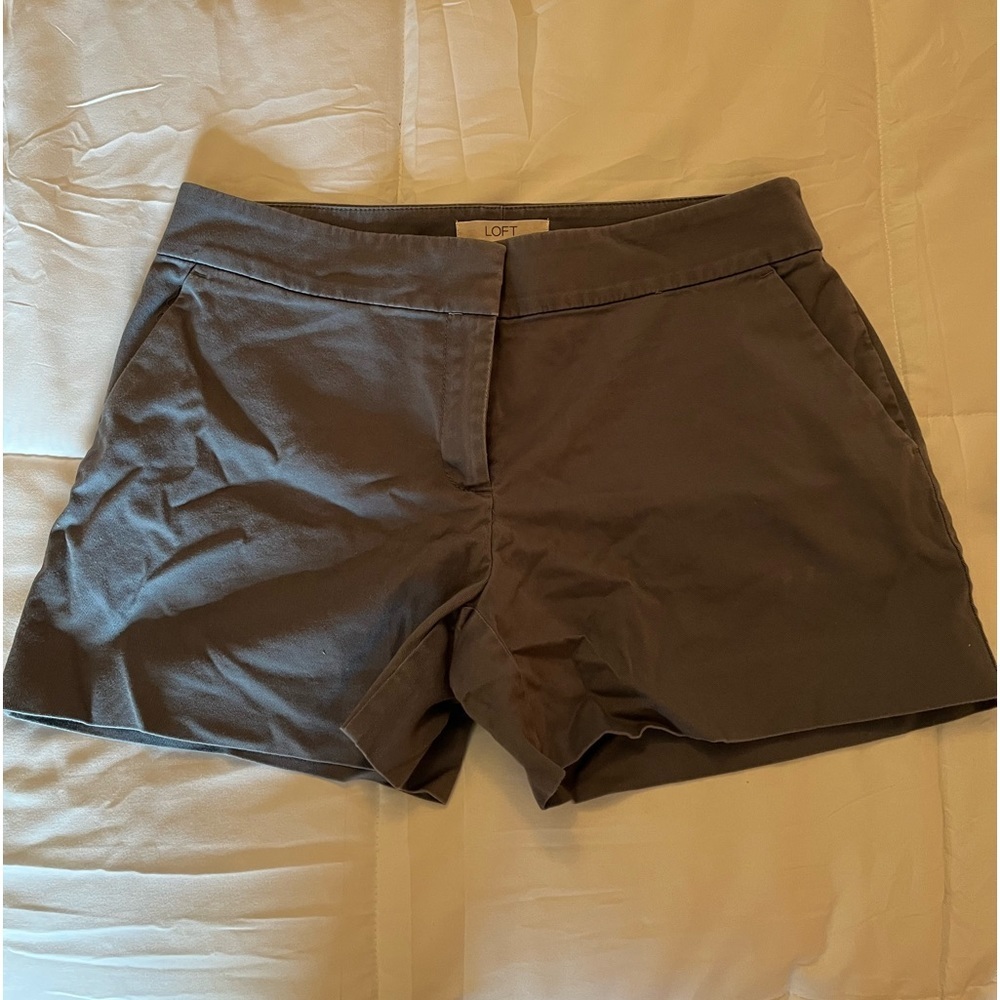 Loft/women’s casual shorts, size 2, gray